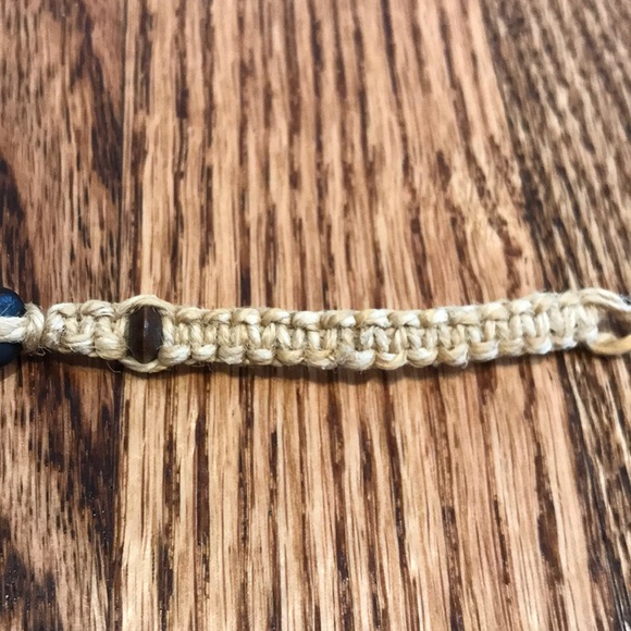 Handmade Melissa Bracelet - Picture 4 of 4